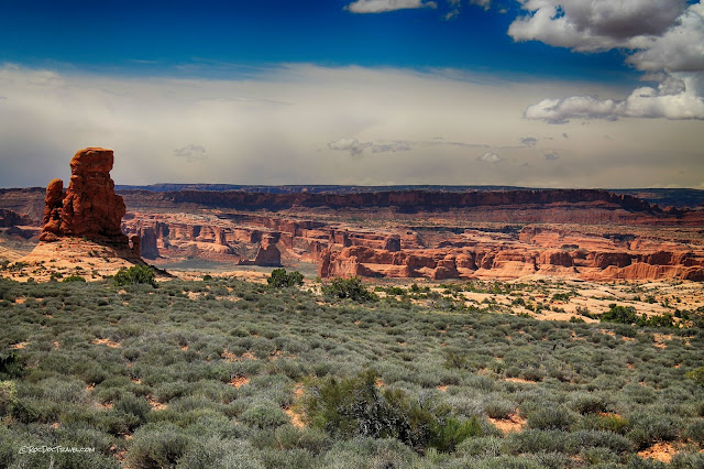 Arches National Park geology travel Utah copyright RocDocTravel.com