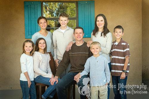 Professional portrait of a family in a park in Albuquerque