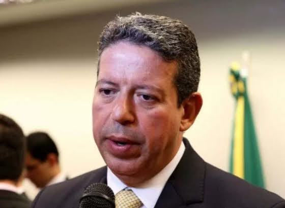 Na PF, Luis Miranda disse que Pazuello relatou pressão de Arthur Lira