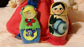 muñeca rusa russian doll matrioska broche brooch felt fieltro