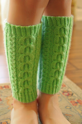 https://www.etsy.com/listing/175745457/cable-knitted-leggings-leg-warmers-boot?ref=related-1