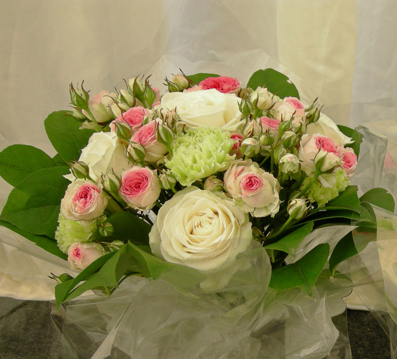 Many thanks Karen for choosing us to design and create your wedding flowers