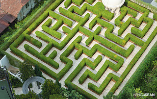 Garden maze