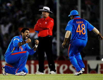  Yuvraj Singh in cricket ground photos