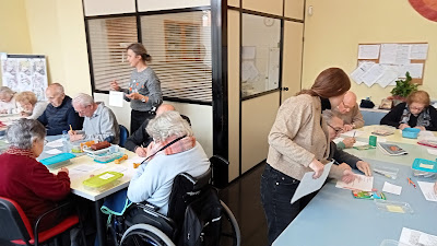 Sessió d'estimulació cognitiva a l'Aviparc