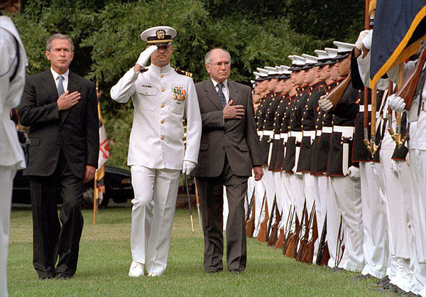 S President George W Bush and Prime Minister John Howard review marines at the Washington Navy Yard, 10 September 2001. Photo: Tina Hager, Wikimedia Commons