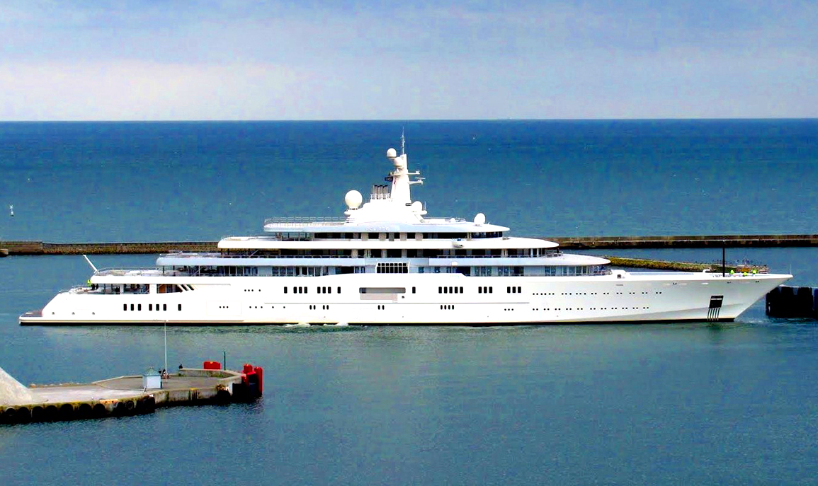 Mega yacht Eclipse – $1.5 Billion