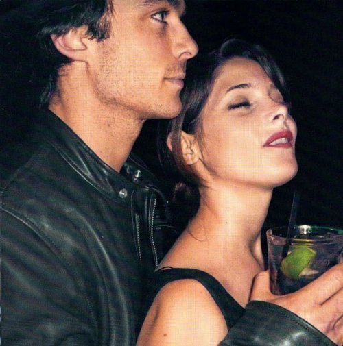 Nueva vieja foto de Ashley Greene e Ian Somerhalder