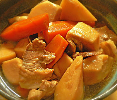 里芋と豚バラの煮物