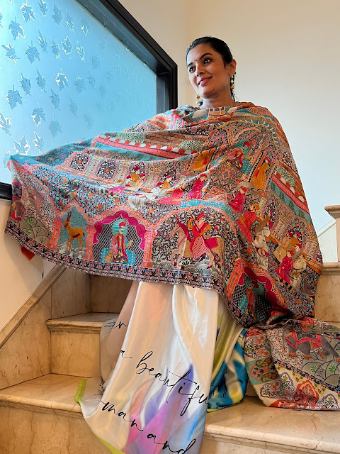 Kashmiri hand-embroidered Mughal durbar theme shawl