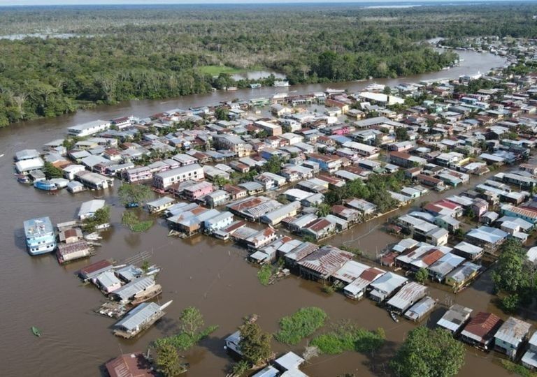 Amazonas vive uma das maiores cheias da história