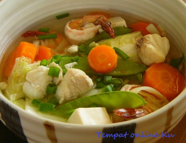 anggun mengukir cita: resep sup ayam sayur spesial