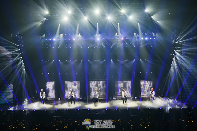 Mist. Lights. BIGBANG