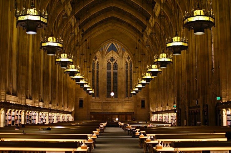 19. Suzzallo Library, University of Washington, USA - 31 Incredible Libraries and Bookstores Around the World