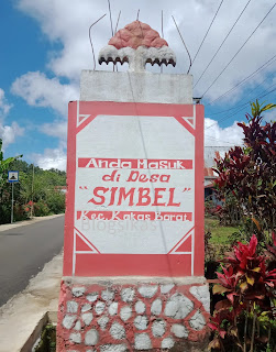 Tugu Desa Simbel