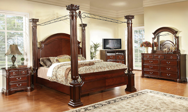 A well-balanced bedroom