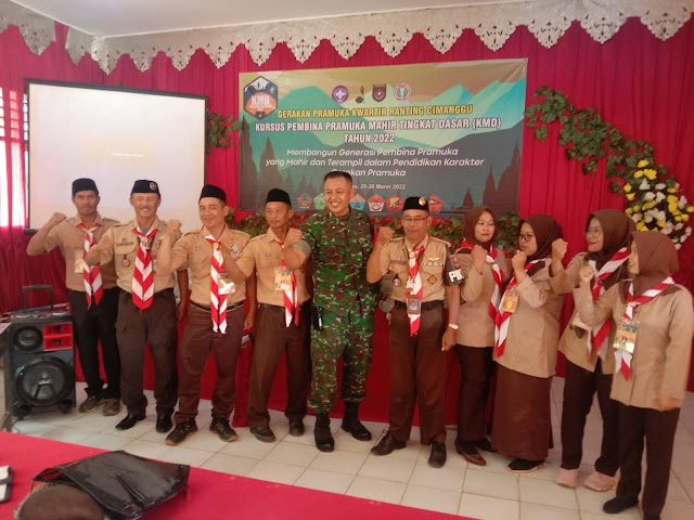 Danramil 0622-13/Jampangkulon Berikan Materi Dalam Acara Gerakan Pramuka Ranting Kwartir Cimanggu Dan Mengusung Tema "Kursus Mahir Pramuka Tingkat Dasar KMD 2022"