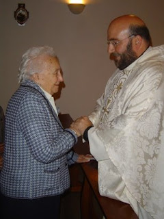 D. Tomás felicitando a Eufrasia