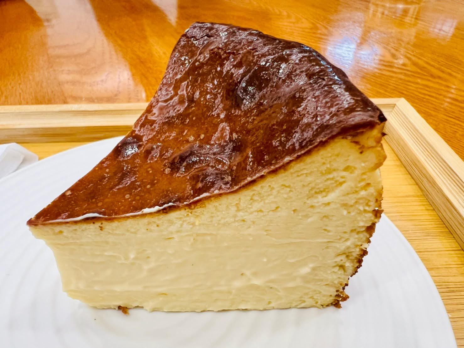 巴斯克乳酪蛋糕 新莊美食推薦 下午茶甜點咖啡廳 客制蛋糕 港式蘿蔔糕 美式/手沖咖啡