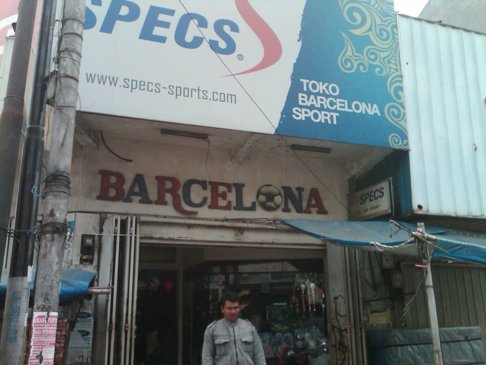 herdiansyah agus foto toko  sport barcelona bandung 