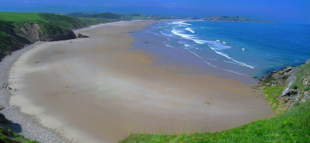 Playa de Gerra en San Vicente de la Barquera