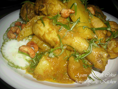 AMIE'S LITTLE KITCHEN: Ayam Masak Cekur