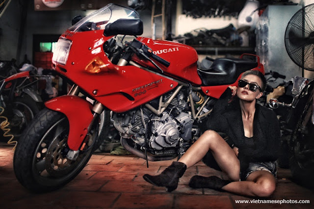 Beautiful Vietnamese motor girl model vol 019