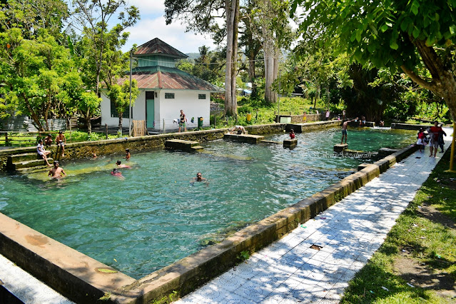 KOLAM pemandian morea