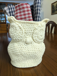 Owl Towel Holder - made with acrylic yarn