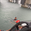 Polres Samosir Selidiki Jatuhnya 1 Unit Mobil Toyota Avanza ke Danau Toba