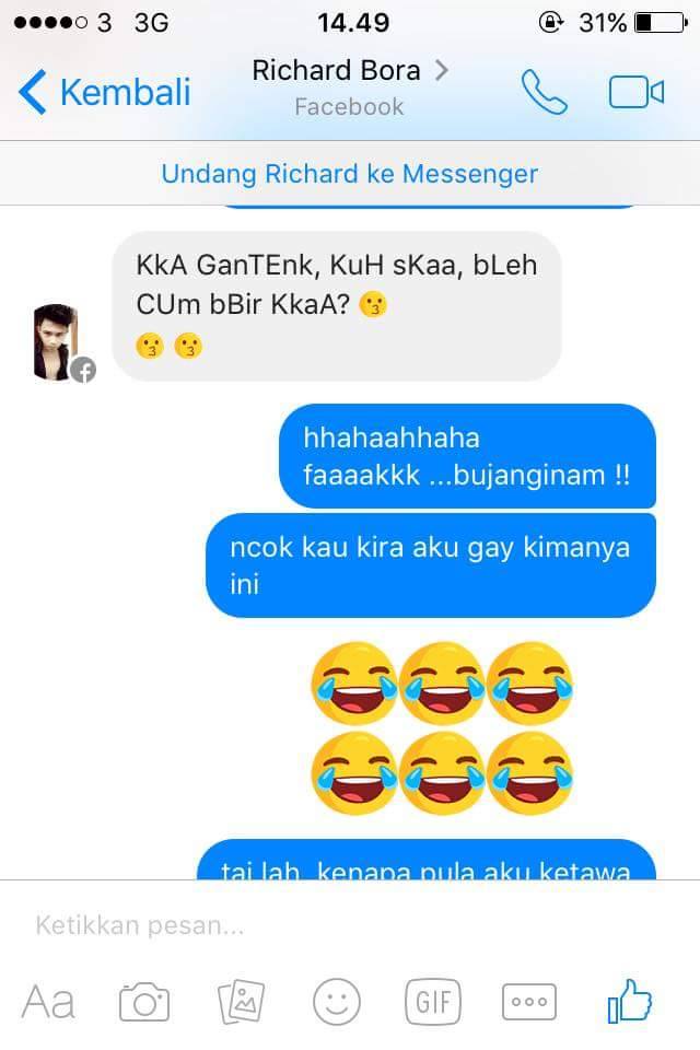 Obrolan Kocak Pria Normal dengan Gay Ini Bikin Ngakak 