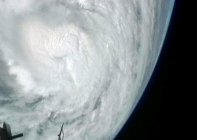颱風<桑迪>衛星圖