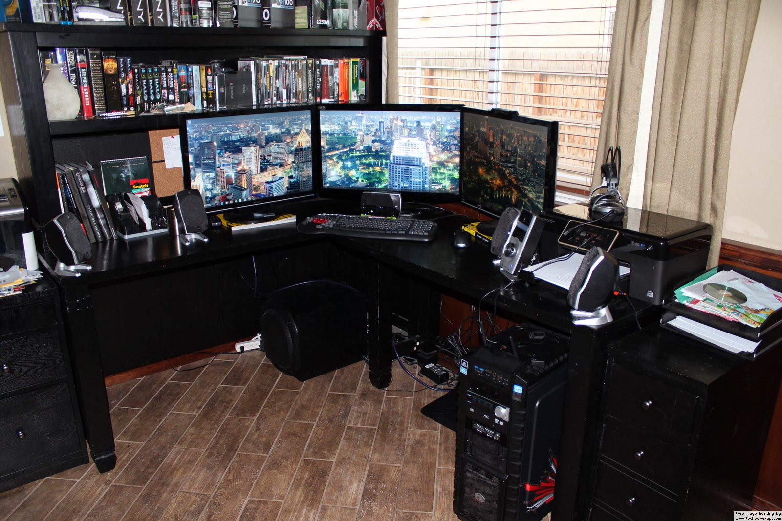 The Crimson Dragon 3 Monitor Gaming Pc Desk Setup
