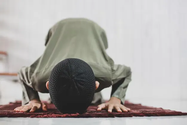 Laki-laki Ganteng Gak Ninggalin Shalat Jumat