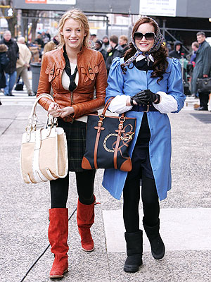 Leighton Meester And Blake Lively Photoshoot. kiss her [naked]