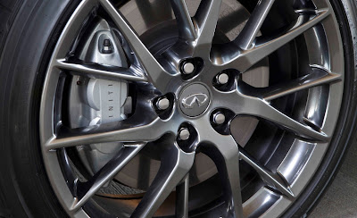 2011 Infiniti IPL G Coupe Brakes