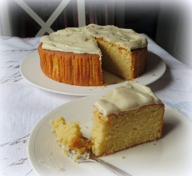 Vanilla & Cardamom Cake