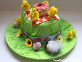 How to make an Easter bonnet with chicks