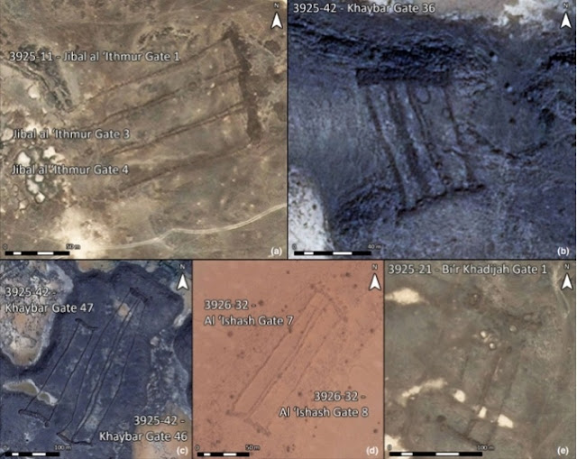 Η δομή που μοιάζει με πύλη από mustatils που βρέθηκε στην έρημο της Σαουδικής Αραβίας. [Credit: KLDAP]