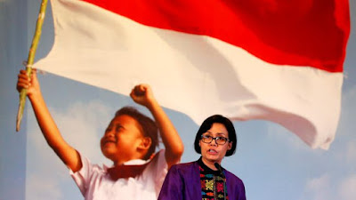 Heheh .. Menkeu Sri Mulyani Resmi Izinkan Negara Asing Kelola Penuh Kilang Minyak Indonesia - Commando 