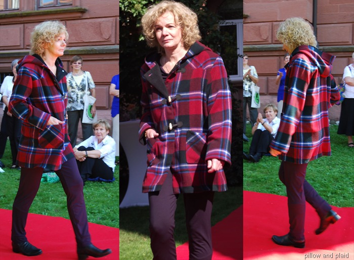 Dufflecoat 449,-€ Jersey Zweiteiler 199,-€