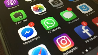 Aplikasi Instagram dalam smartphone