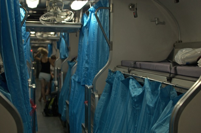 sleeper train bangkok