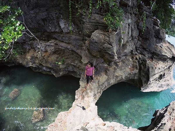 [http://FindWisata.blogspot.com]  Batu Kapal Liliboi, Pesona Keindahan Wisata Bahari Dari Ambon Manise