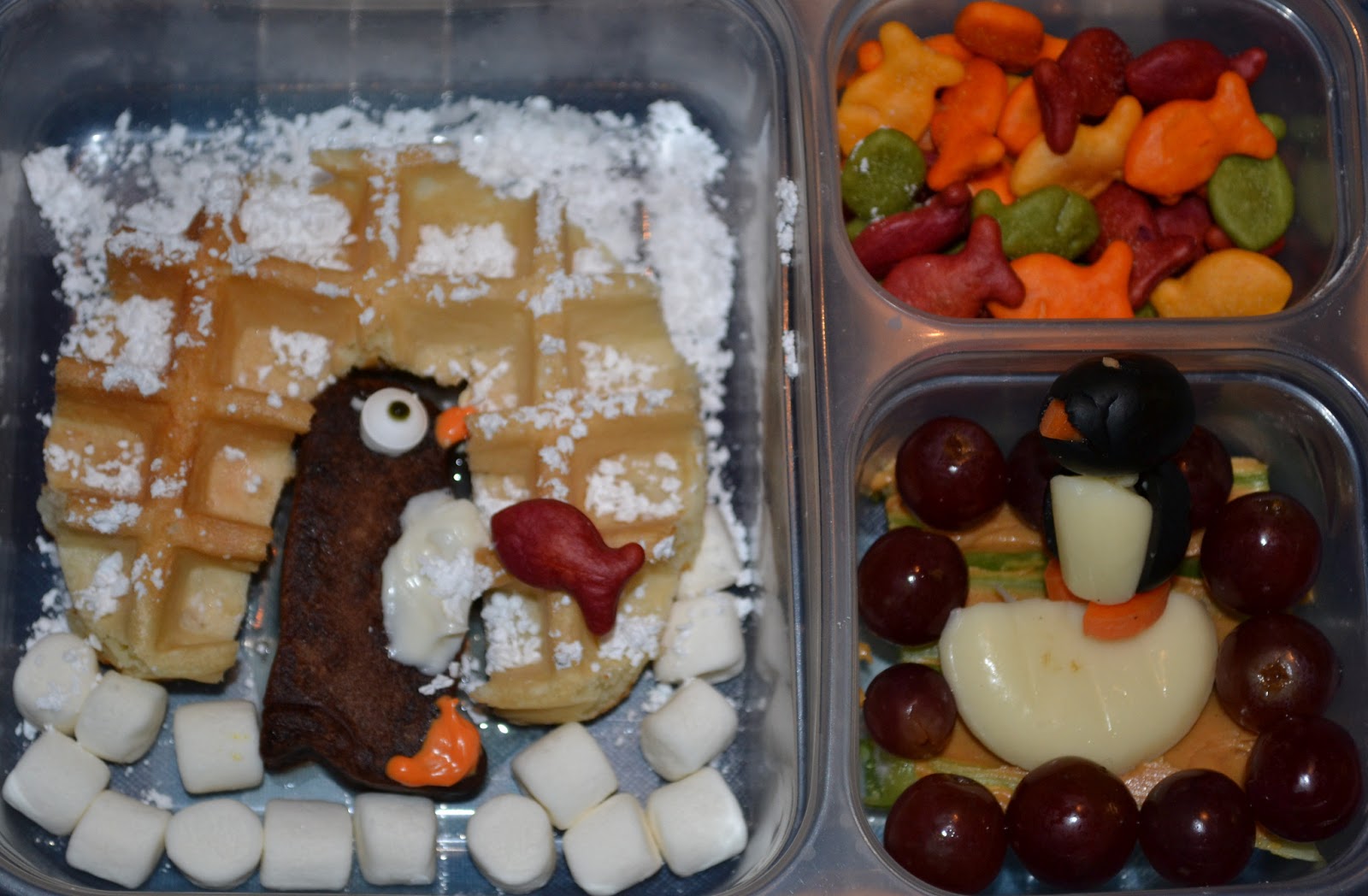 http://robotsquirrelandthemonkeys.blogspot.com/2013/01/january-14-17-lunches.html#.UuCaEbRMHIU