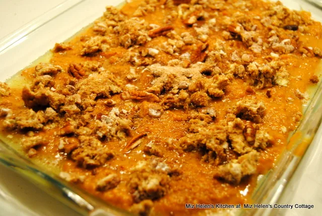 Pumpkin Cobbler at Miz Helen's Country Cottage