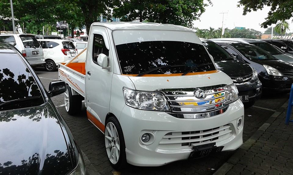  Modifikasi Grand Max Pick Up berkepala Luxio 