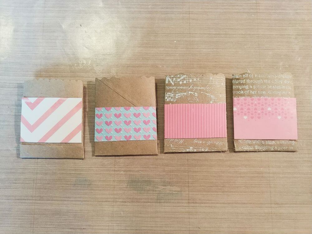 DIY Valentine Treat Pockets