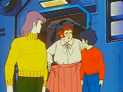 The Zentradi spies are confused by everything they see - including differences between men's and women's clothing.