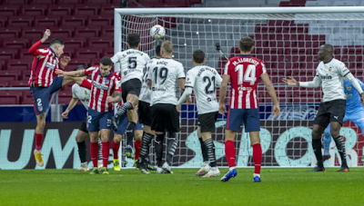 ملخص واهداف مباراة اتلتيكو مدريد وفالنسيا (3-1) الدوري الاسباني